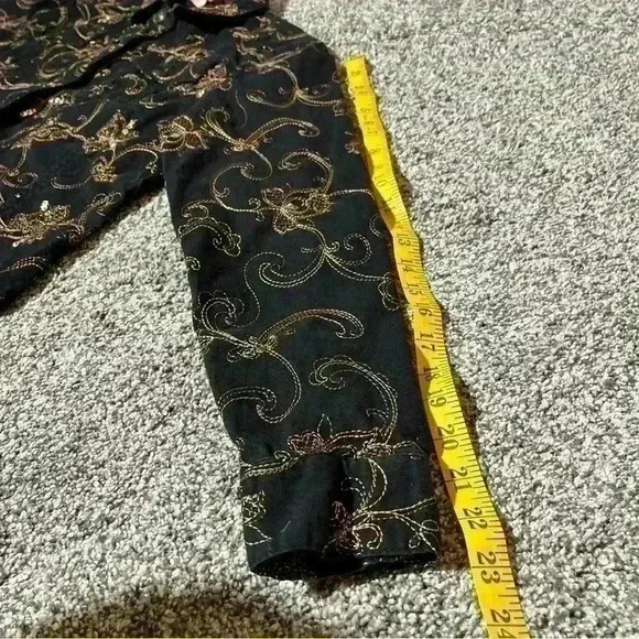 Hearts of Palm Floral Embroidered Trapeze Jacket Black Size 10- Note - Picture 10 of 11